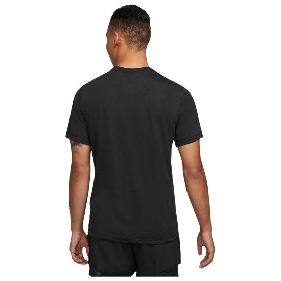 Nike Ανδρική κοντομάνικη μπλούζα Dri-FIT Nike Ανδρική κοντομάνικη μπλούζα Dri-FIT